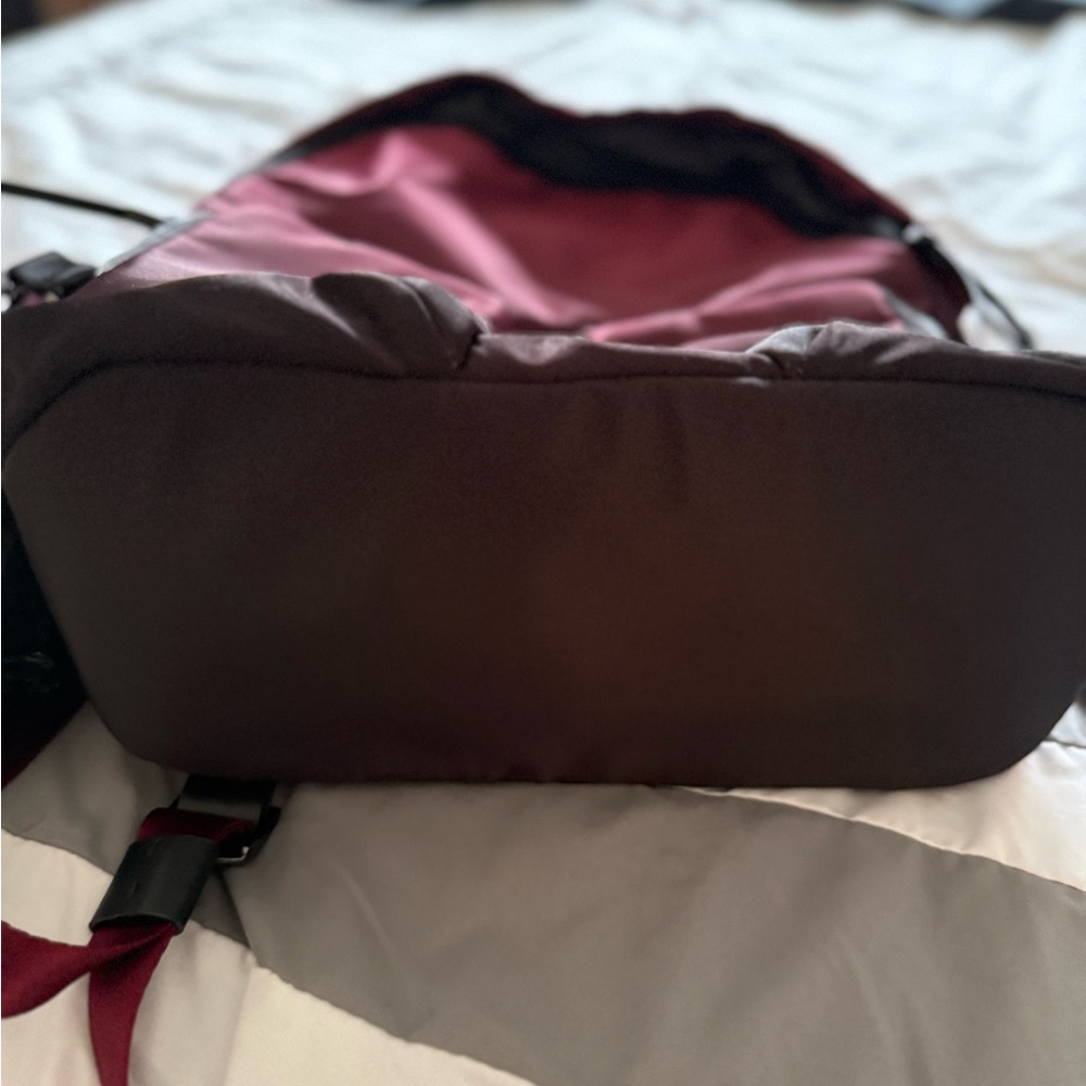 Tumi Devoe Meadow Backpack in Berry Ombré - Picture 4 of 7